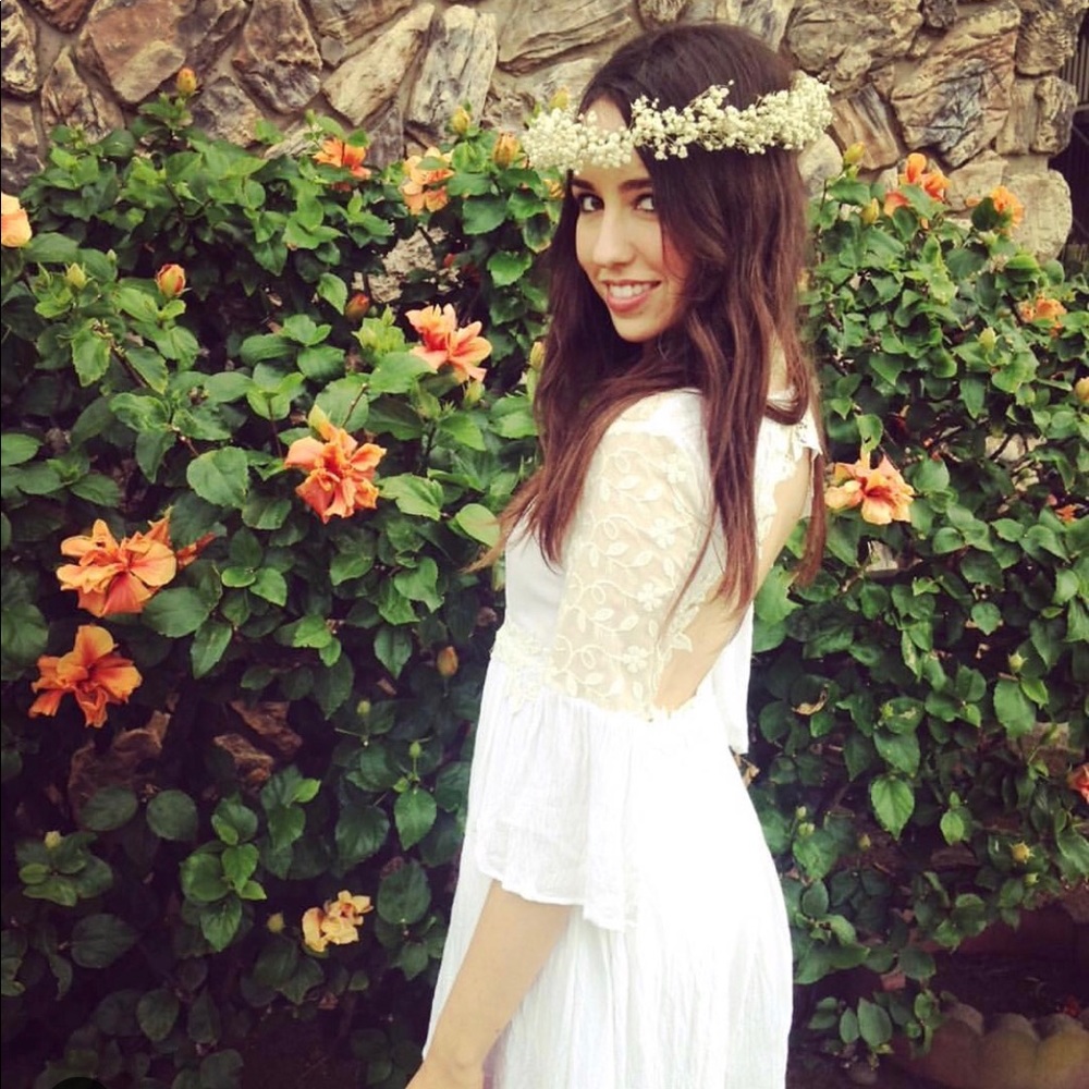 Handmade baby’s breath flower bridal crown